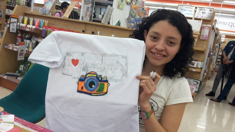 Bút Vẽ Áo Giặt Không Phai Artline Japan, Vẽ Xong Nhớ Ủi Lại